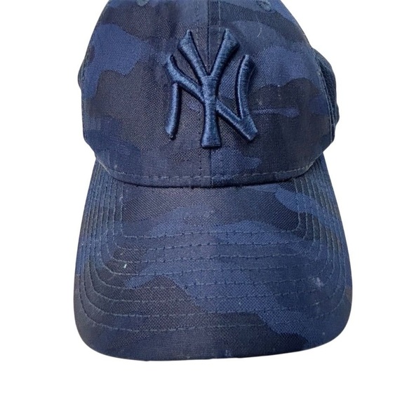 New Era 39THIRTY NY Yankees Blue Camo Stretch Fit Cap Men's S/M - Picture 2 of 13